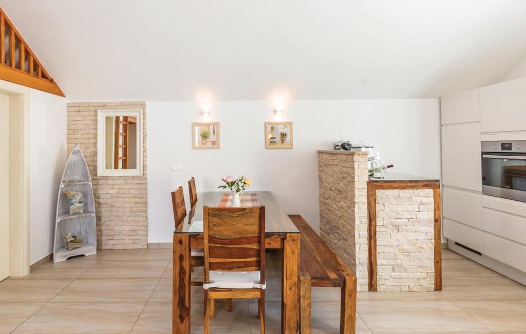 Villa Kristina - Ferienhaus Baska Voda - Topici, Private Outdoor Swimmingpool, Wifi Екстериор снимка