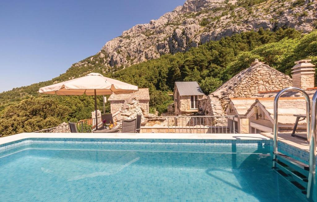 Villa Kristina - Ferienhaus Baska Voda - Topici, Private Outdoor Swimmingpool, Wifi Екстериор снимка